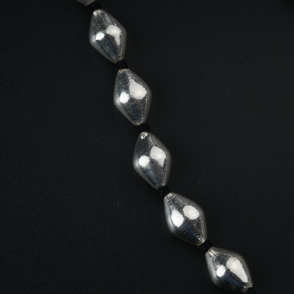 Gantang en argent avec Dholki pour une performance musicale exceptionnelle